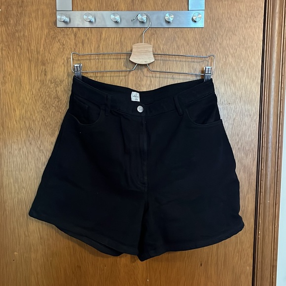 Wilfred Free Mercury Short - Picture 2 of 5